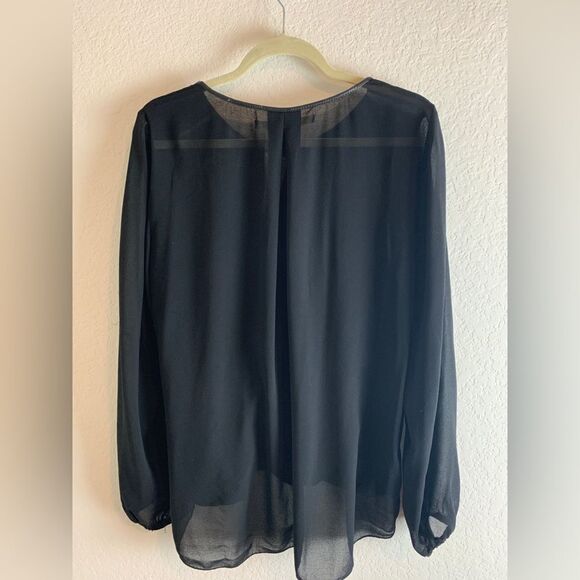 Max studio: Mesh flowing blouse. Front not see through. - Picture 3 of 4